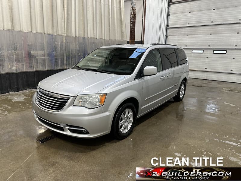 2011 Chrysler Town & Country Touring